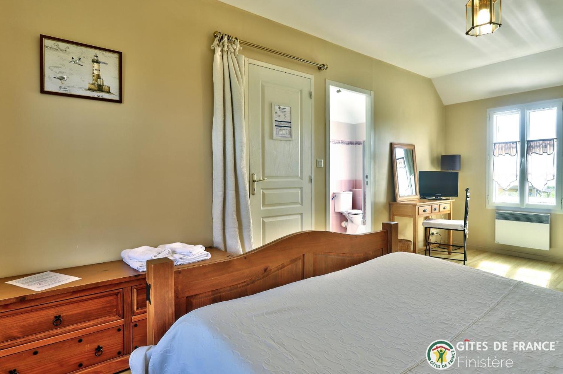 La Cle Des Champs Des Abers Bed & Breakfast Saint-Pabu  Exterior photo